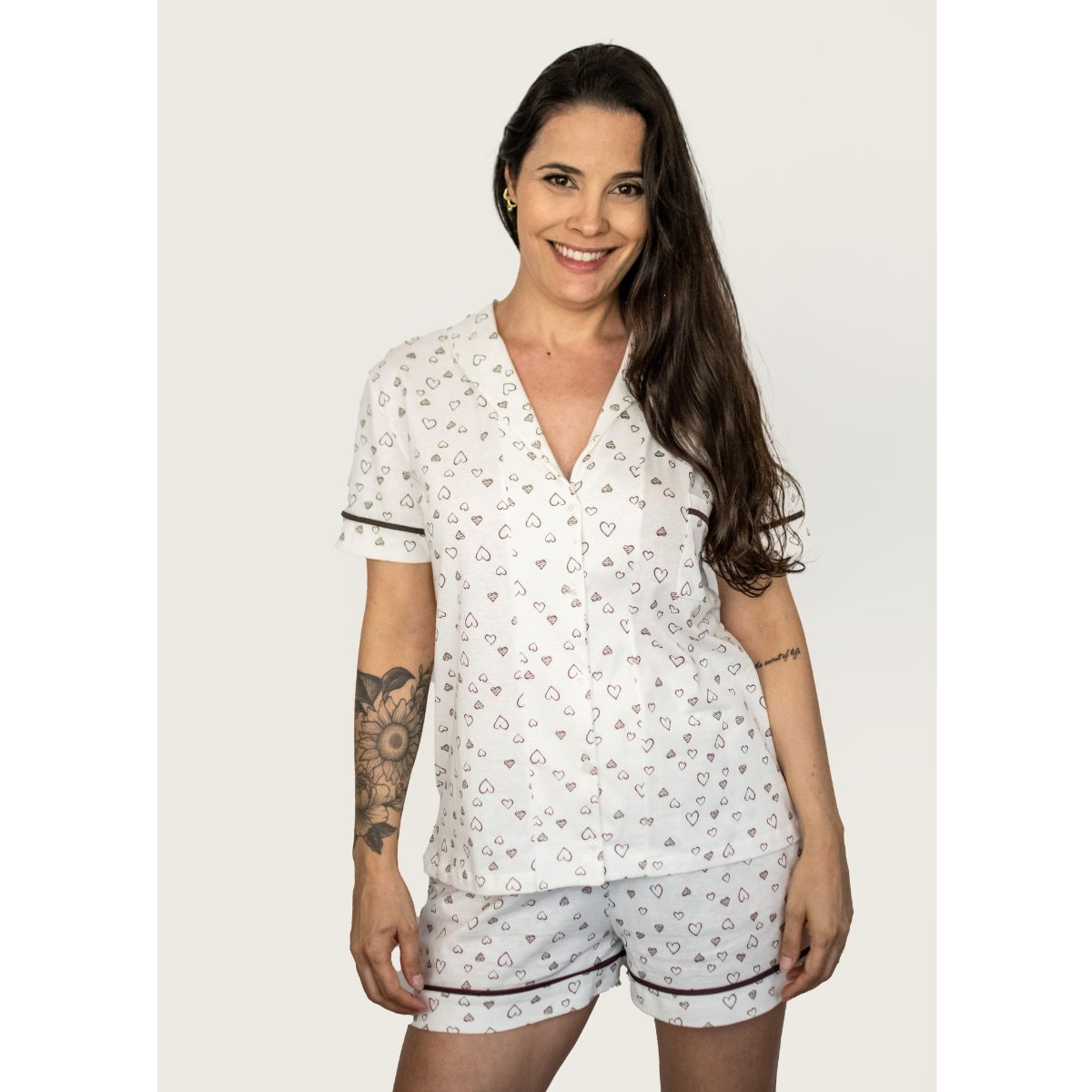 Pijama Americano Manga Curta Algodão – Bege Coração — Tamanho: M