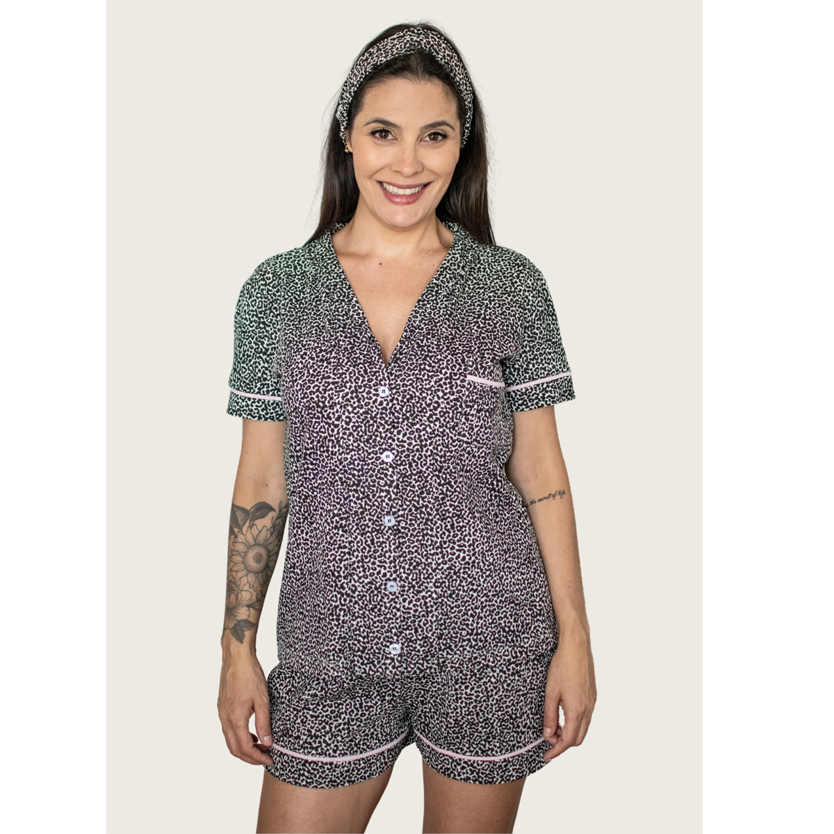 Pijama Americano Manga Curta Algodão – Onça Preto — Tamanho: P